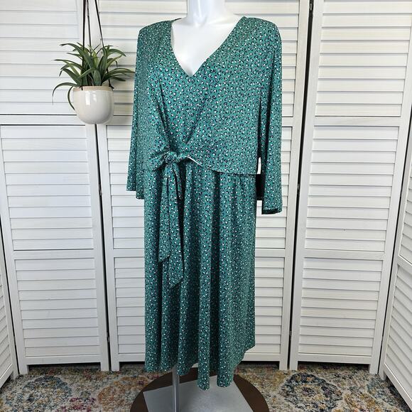 New Eloquii Dots Amazing Green Tie Front Dress V Neck‎ Womens Plus Size 26 - Picture 1 of 9